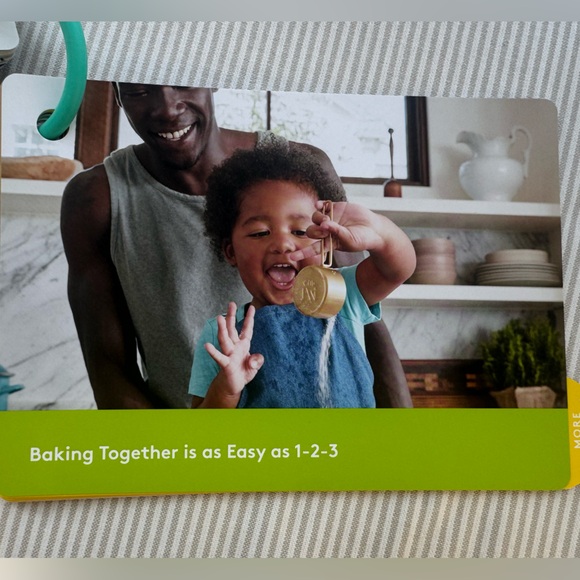 Lovevery Making Muffins Flip Board Book The Helper Play Kit Months 25, 26, 27 - Picture 8 of 9